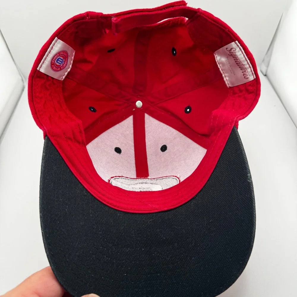 Signatures Georgia Bulldogs Baseball Cap OSFA Red Good Embroidered Dawgs Hat